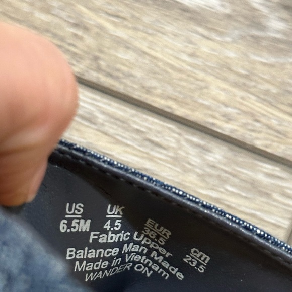 Dr. Scholl’s Slip On NWOT - Picture 9 of 9